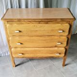 Vintage chest of drawers