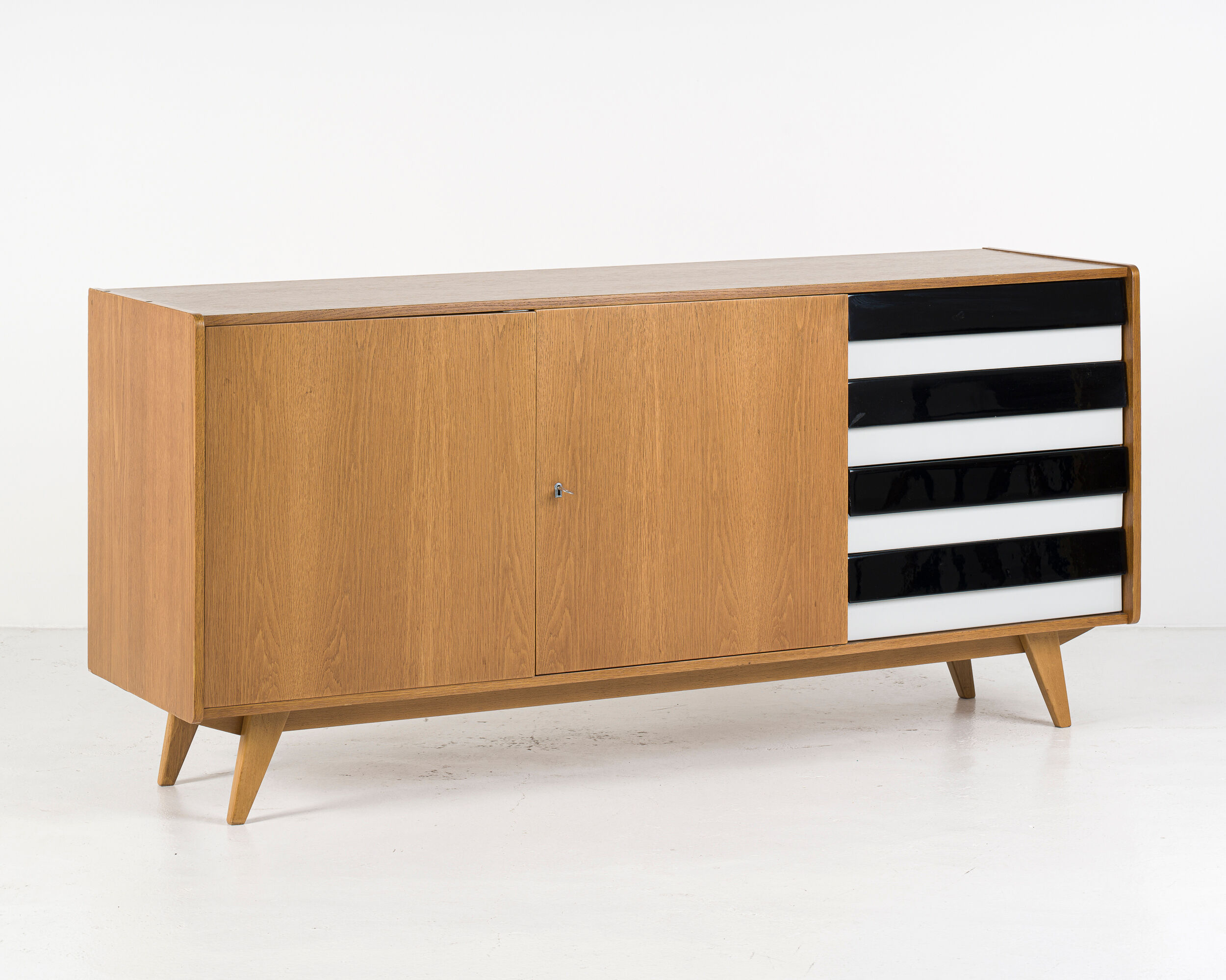 U-460 oak sideboard by Jiří Jiroutek for Interier Praha, 60's