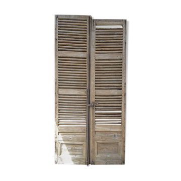 Ancienne paire de volets bois, château XlXème