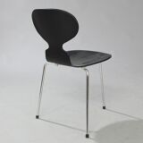 Egg table & ant chairs by Arne Jacobsen, Fritz Hansen