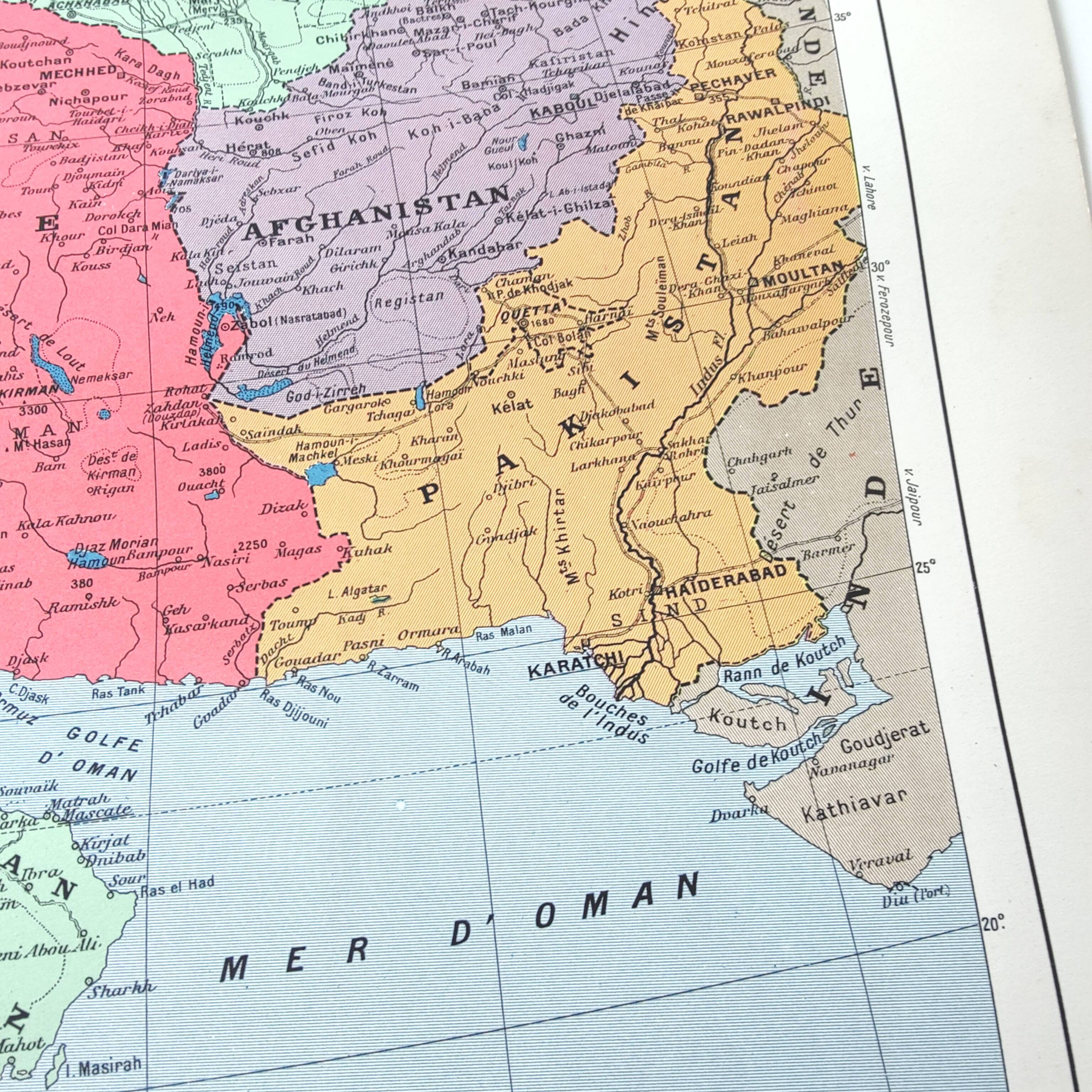 Vintage Western Asia map 43x43cm from 1950