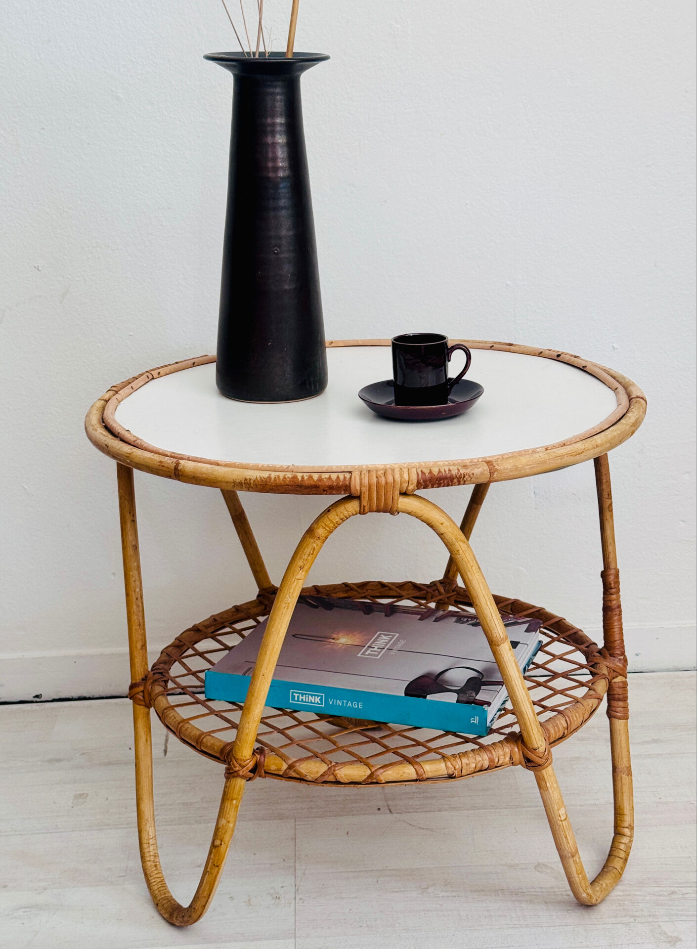 Table en rotin vintage des années 60