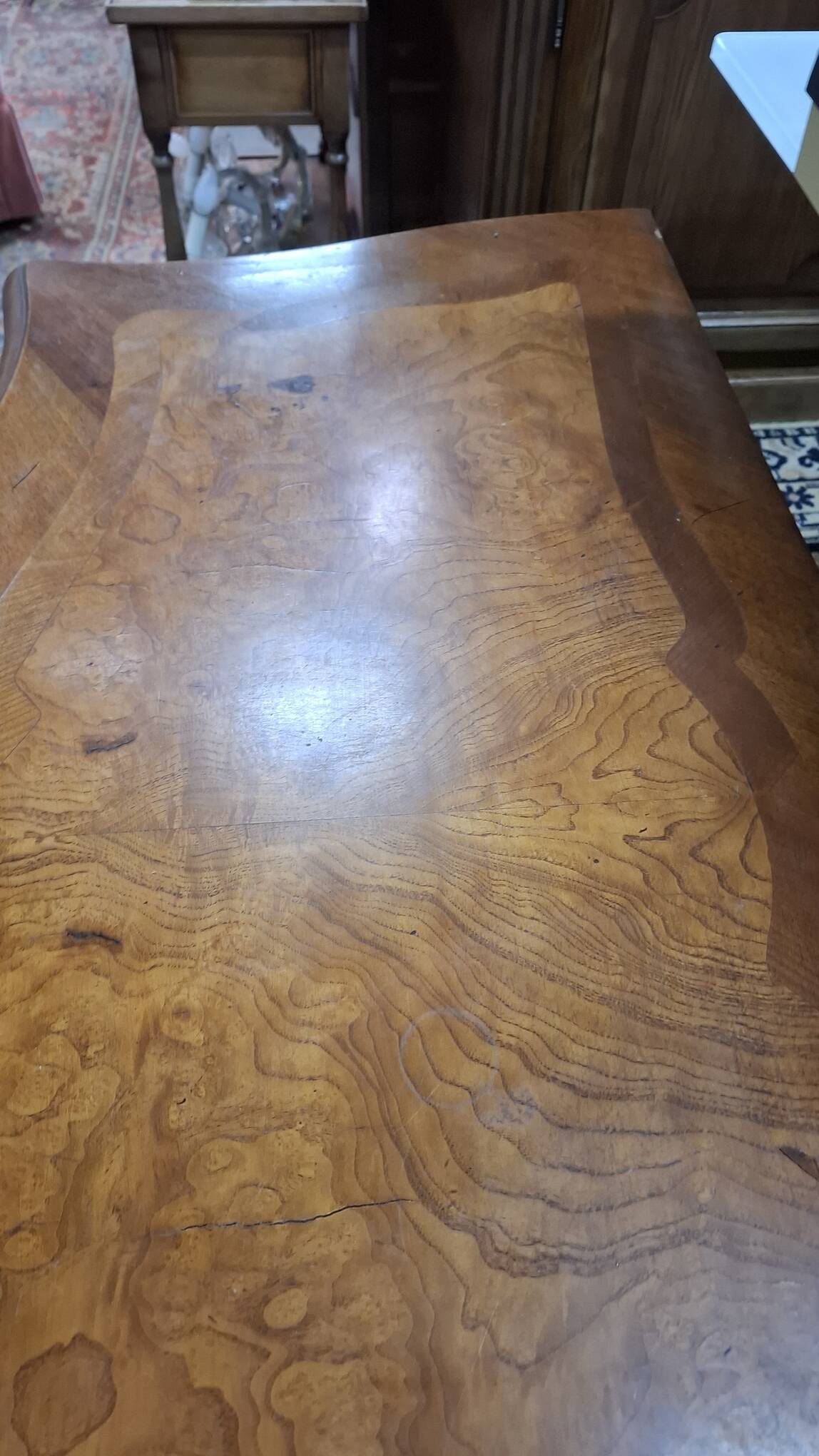 Louis XV style chest of drawers in marquetry flag