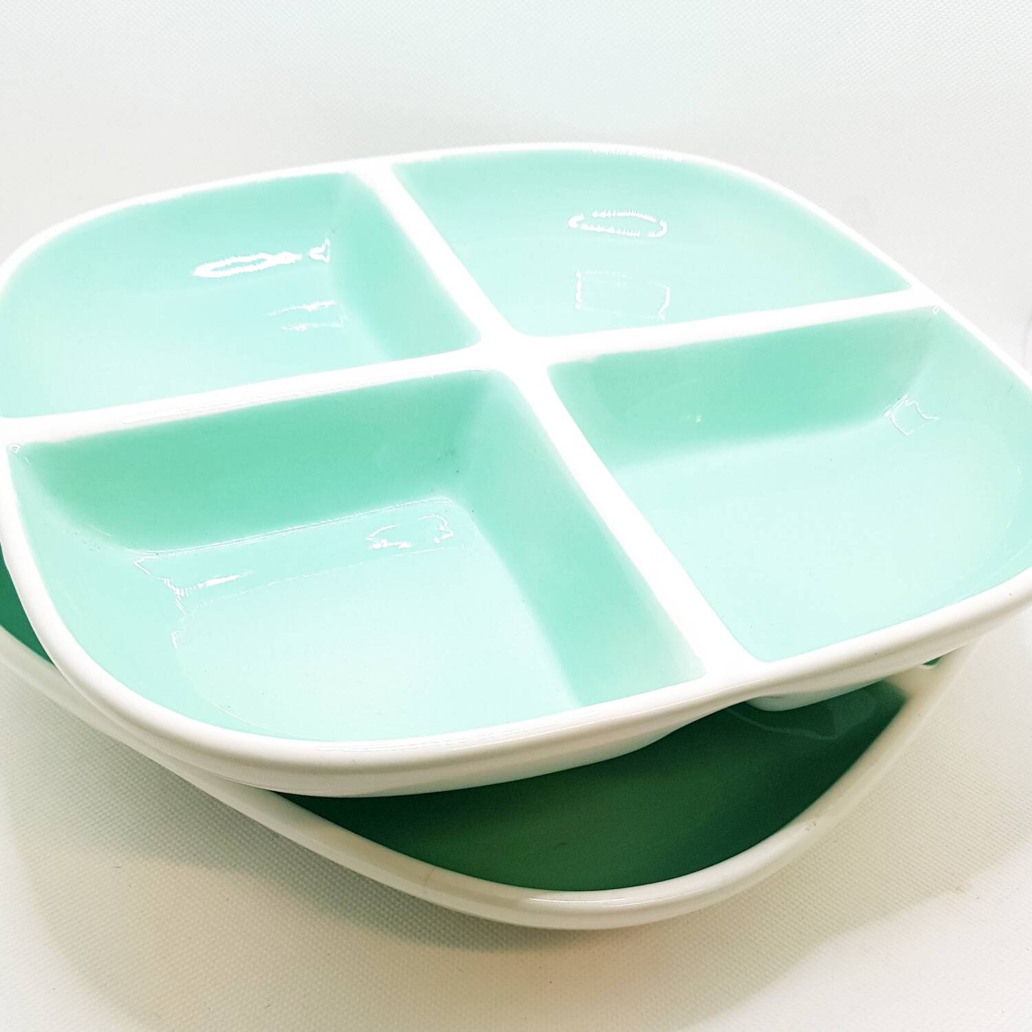 Divided mint serving plates
