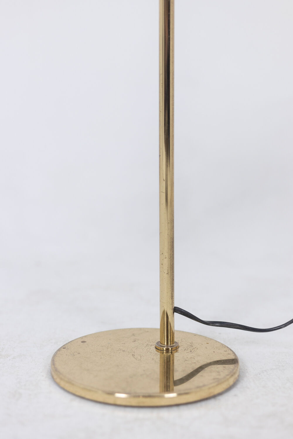Gilded brass bookcase lamp, 1970s