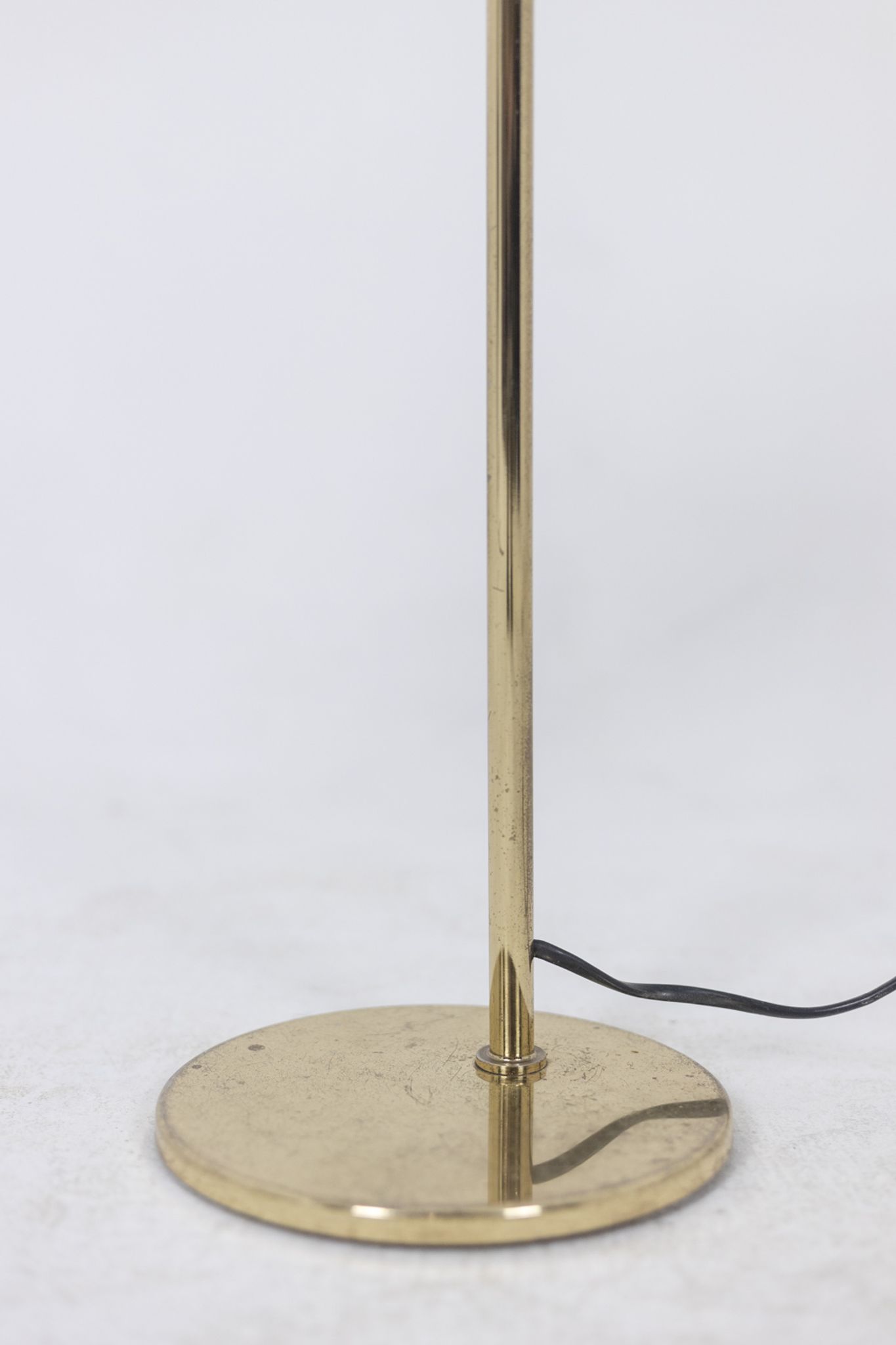 Lampe de bibliothèque en laiton doré, années 1970