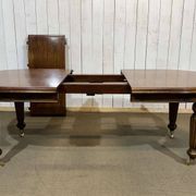 Table ovale style Victorienne en acajou avec 1 allonge