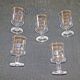 5 anciens verres sur pied décor floral bleu et doré vintage cristal ?
