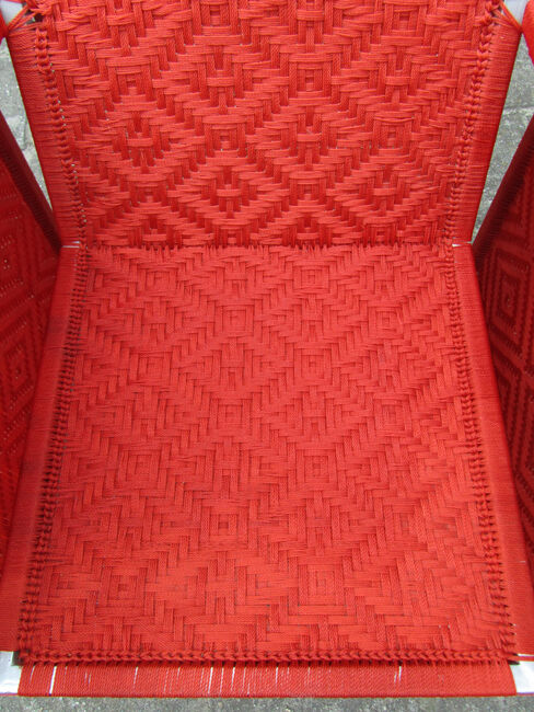 Fauteuil tissé en nylon rouge