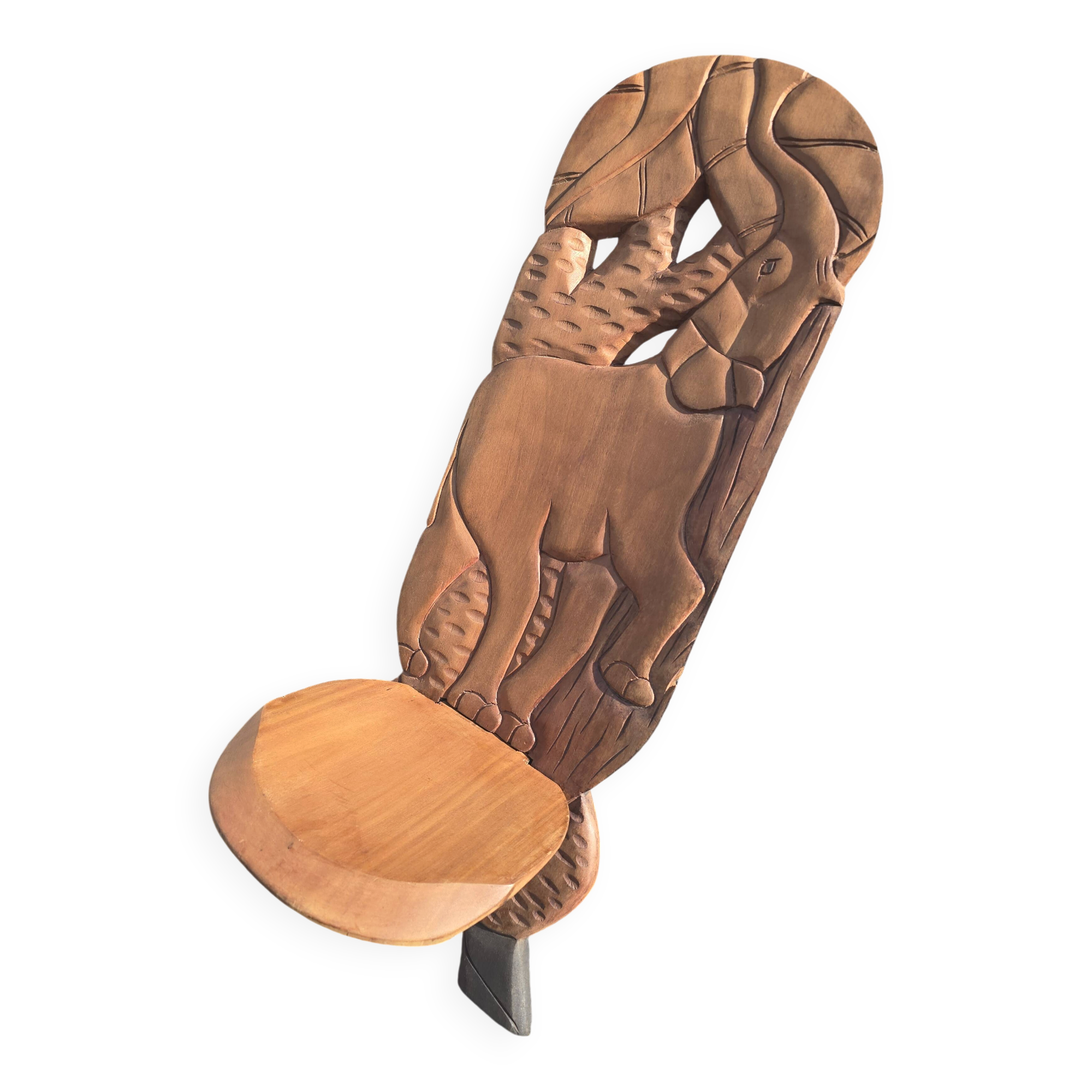 Iconic Talking Chair in Solid Wood – Brut Art & Ethnic Design
