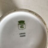 Porcelain apothecary pot