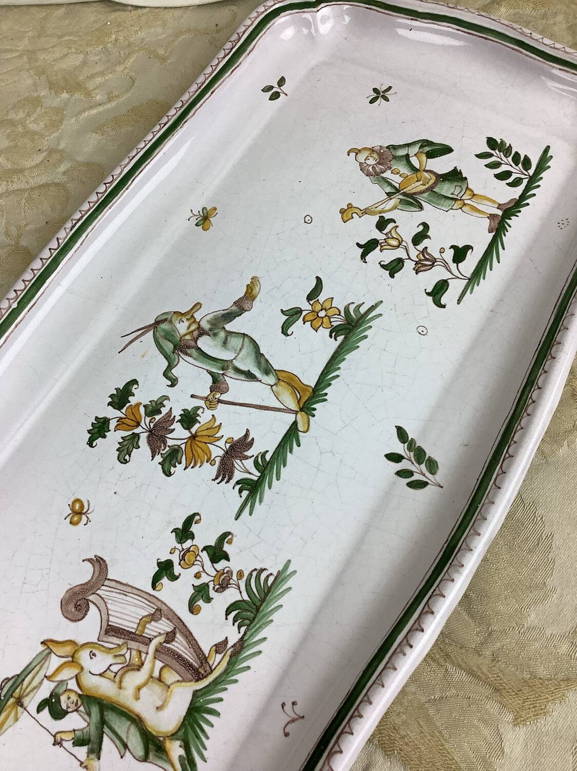 Rectangular plate Moustiers France
