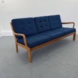 Teak sofa from Olsen & Laursen 1960s