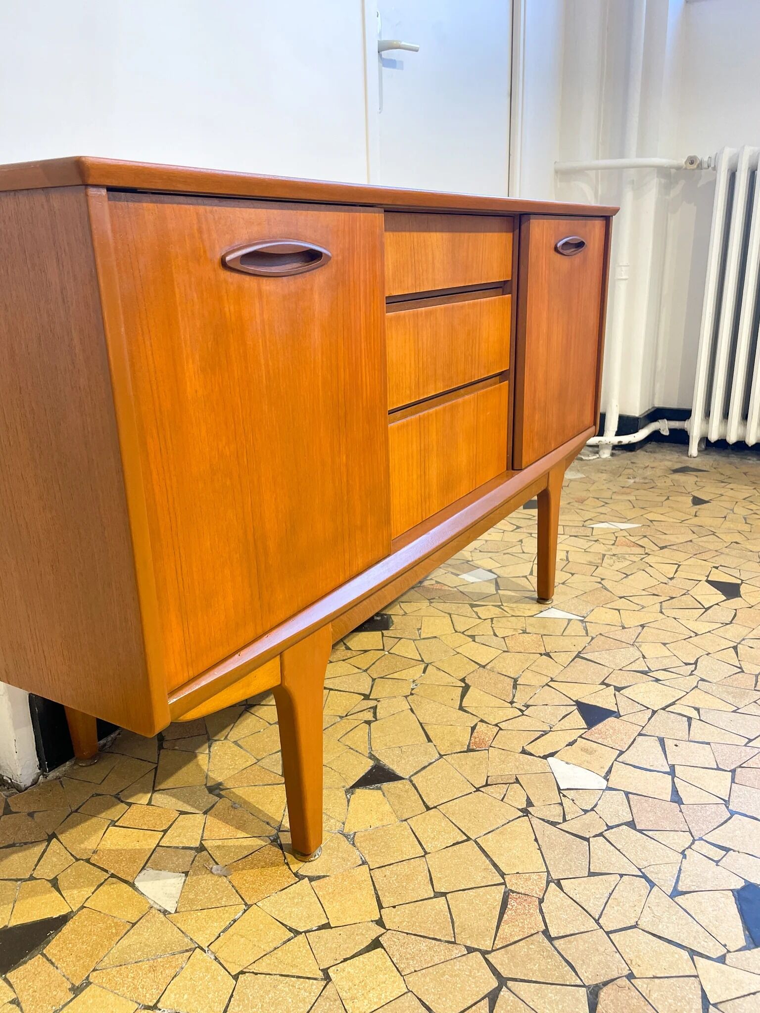 Jentic Enfilade 128cm