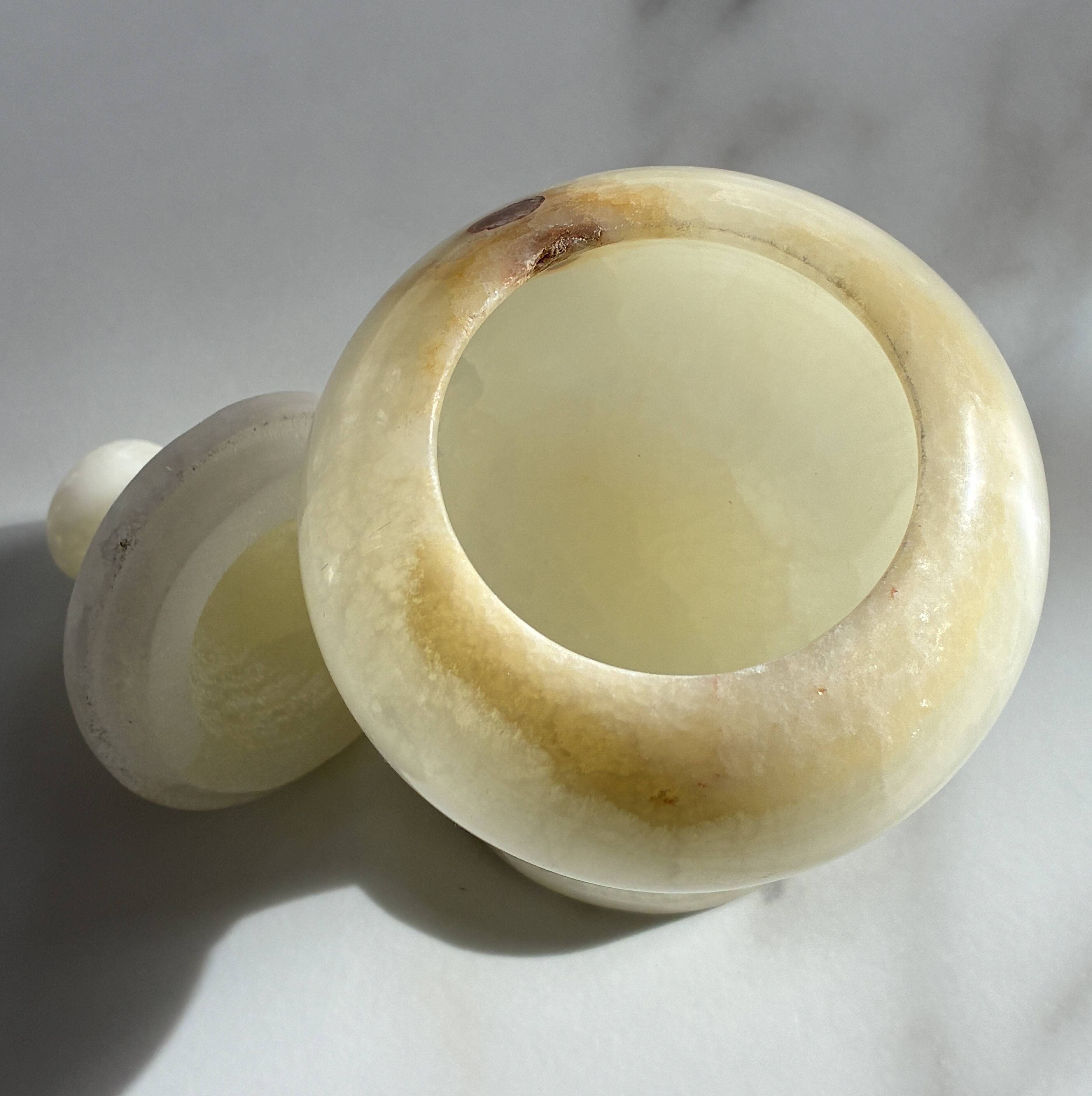 Small alabaster jewellery box