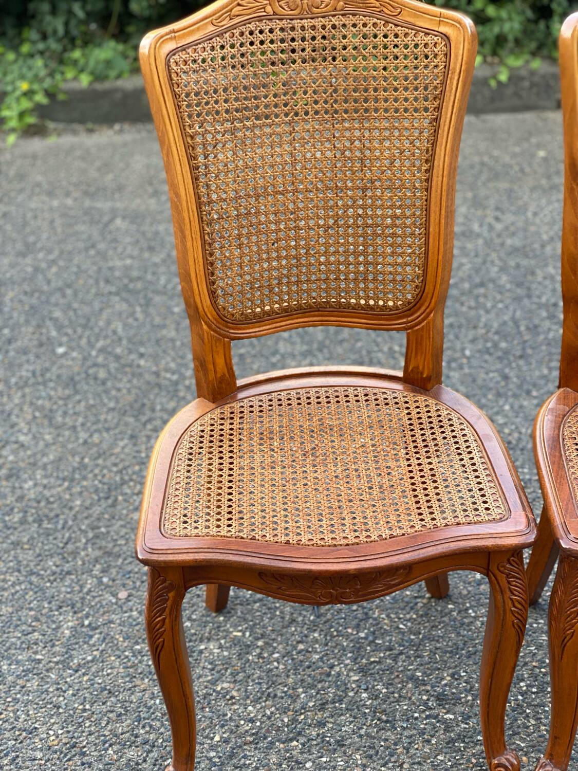 5 solid wood caned chairs, Louis XV style, stamped Baumann