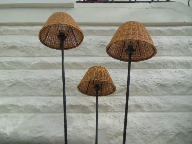 Vintage tripod lamppost