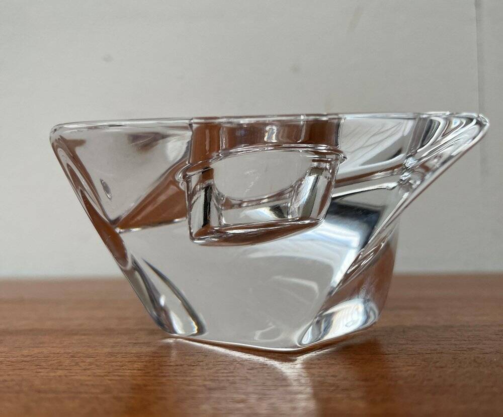 Crystal candlestick from the Tornado vintage series by Jan Johanssen for Orrefors, Sweden.