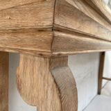 Raw oak butt console