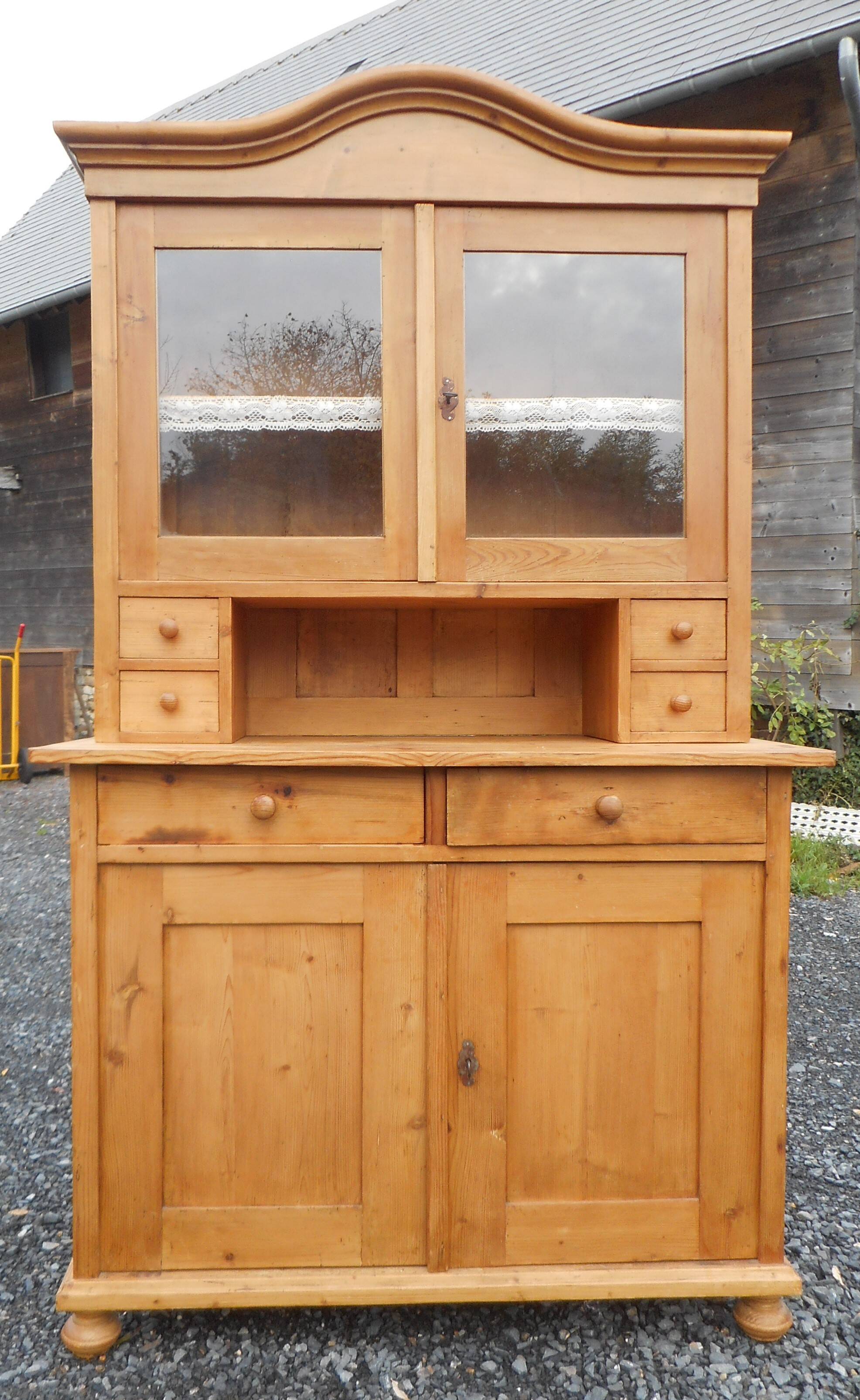 Buffet 2 corps vaisselier en sapin
