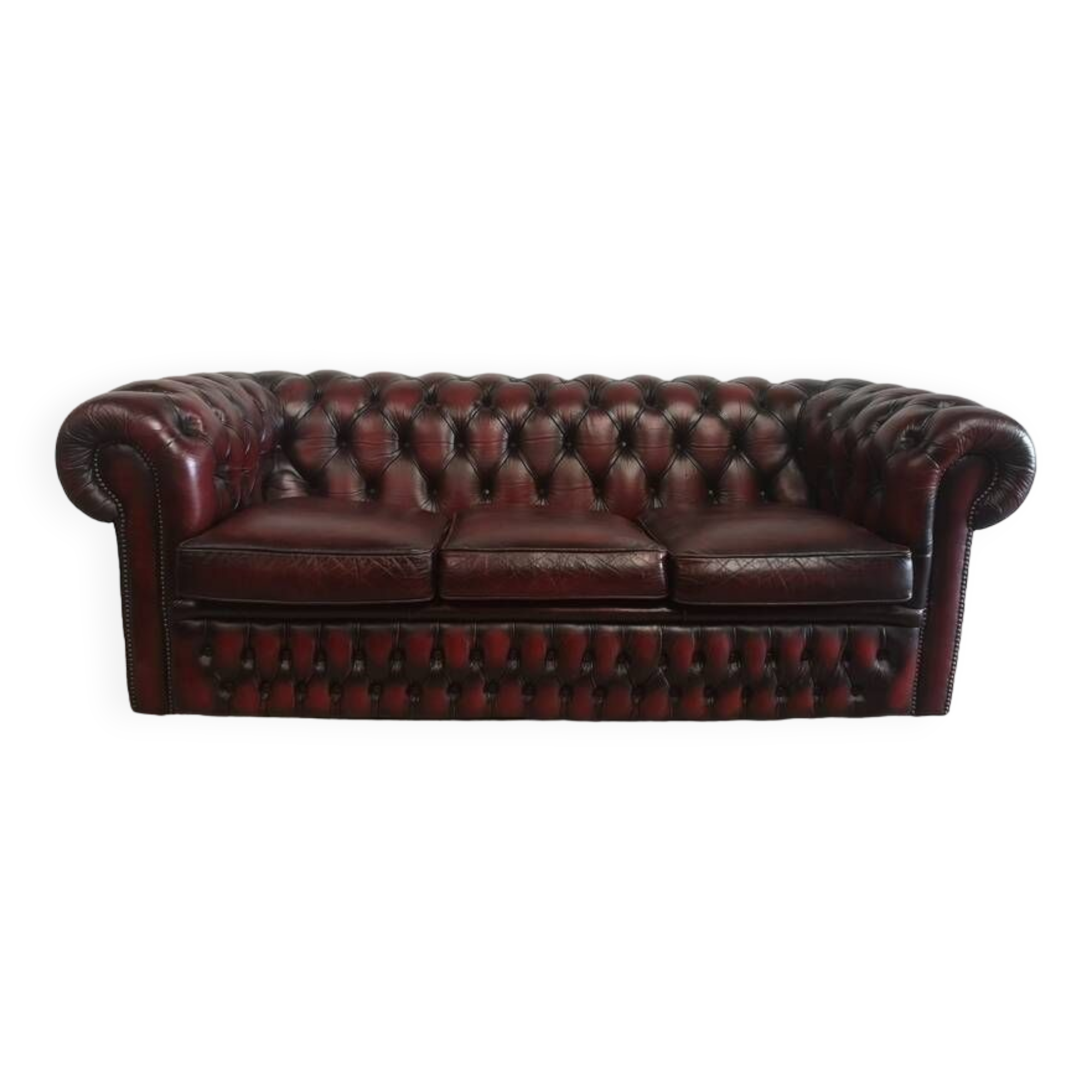 Three-seater chesterfield burgundy leather sofa