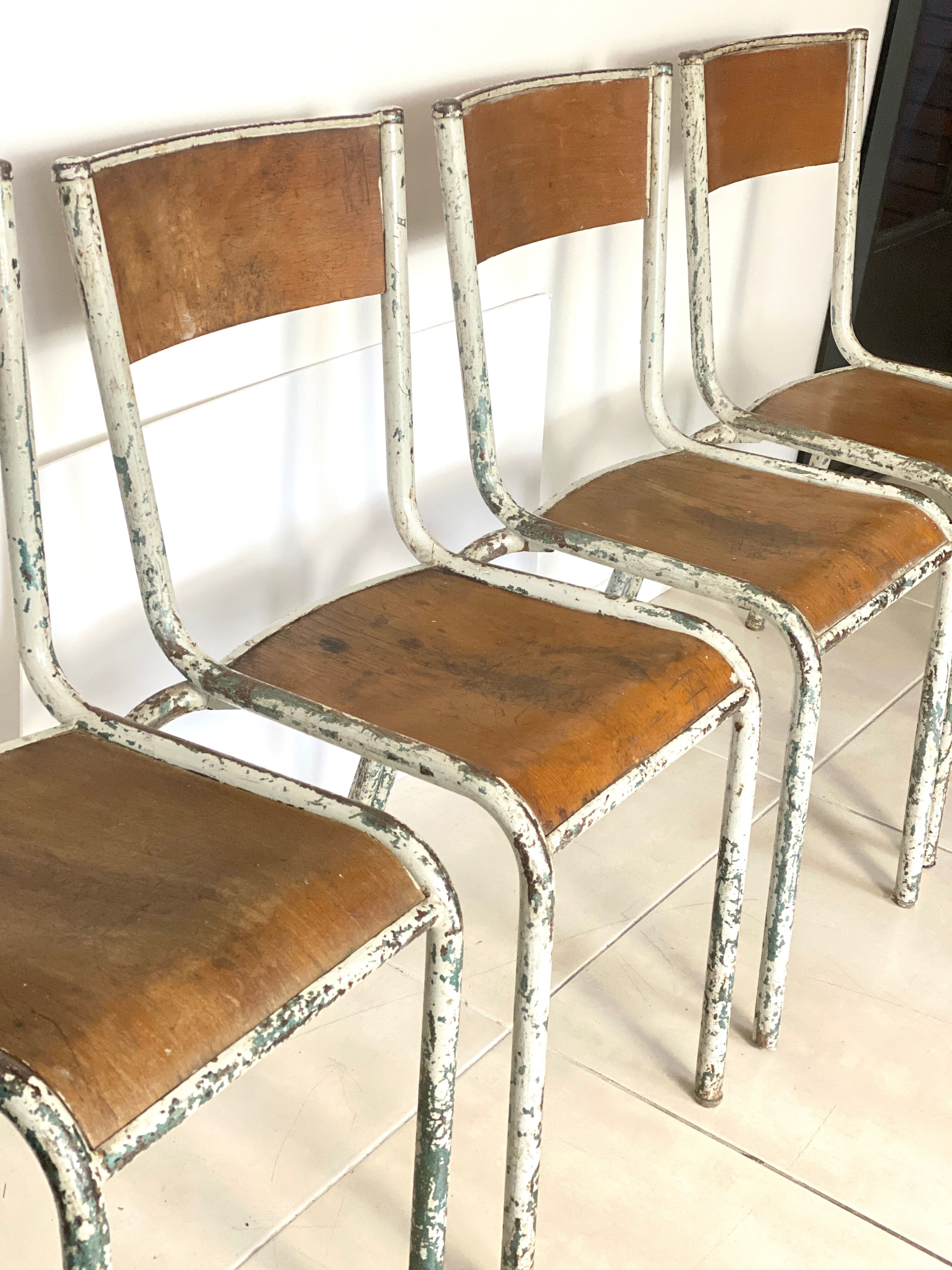 Set of 4 vintage school chairs