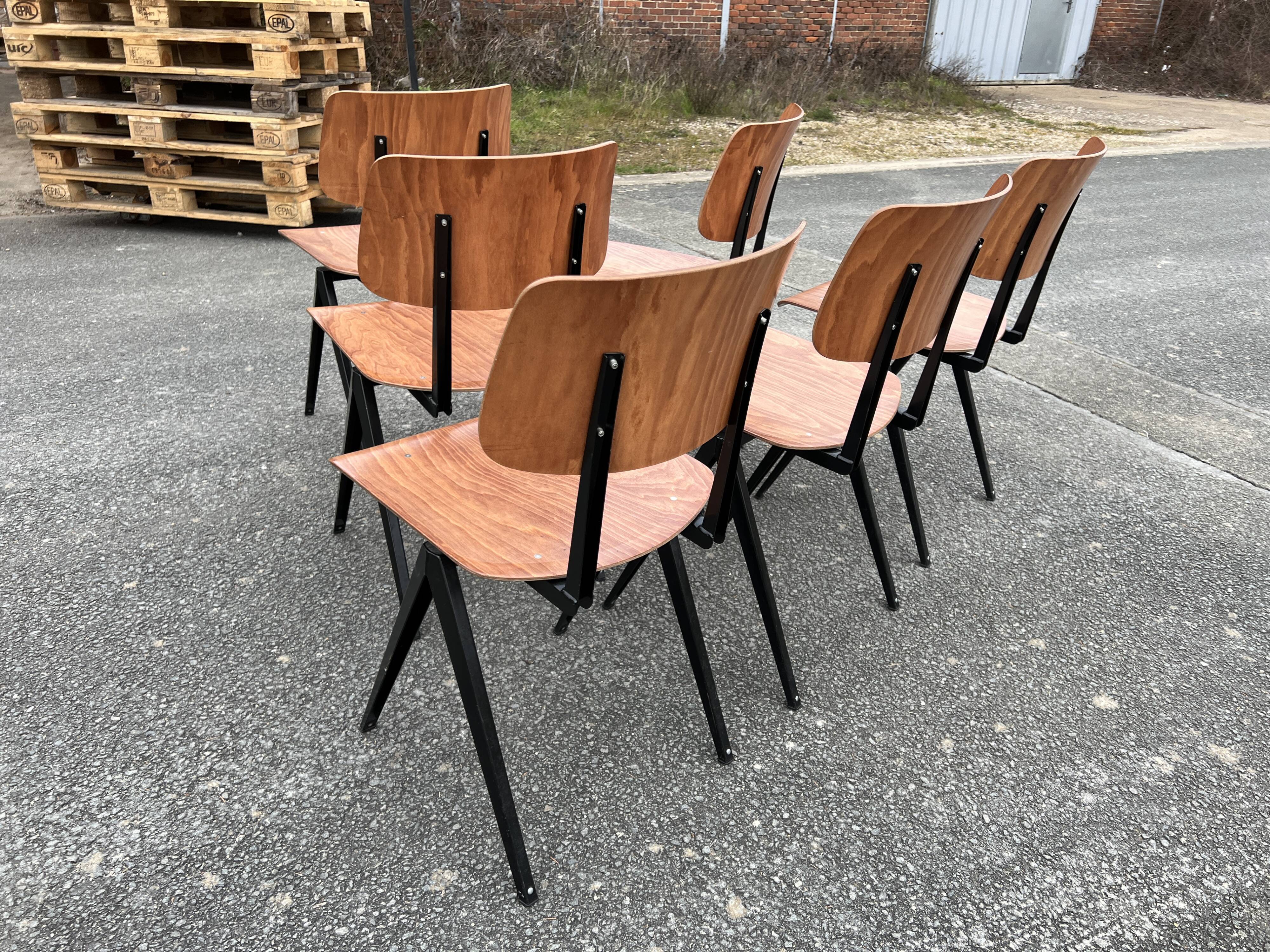 Set of 6 Galvanitas S16 chairs.