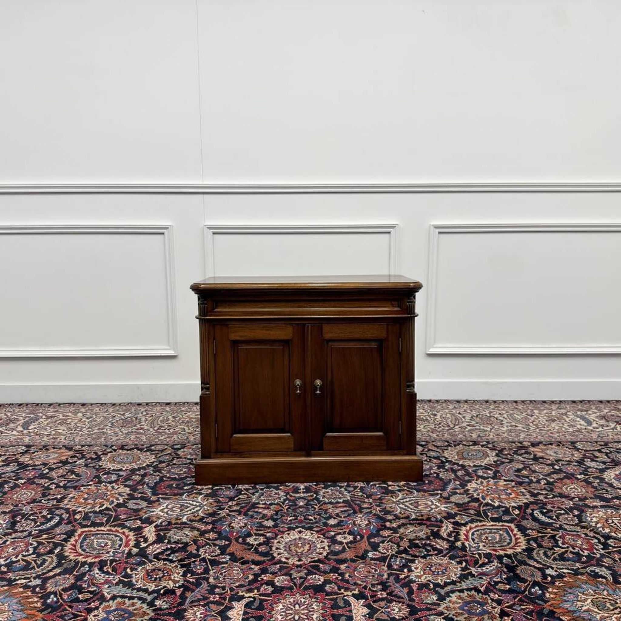 Classic Office Cabinet Sideboard