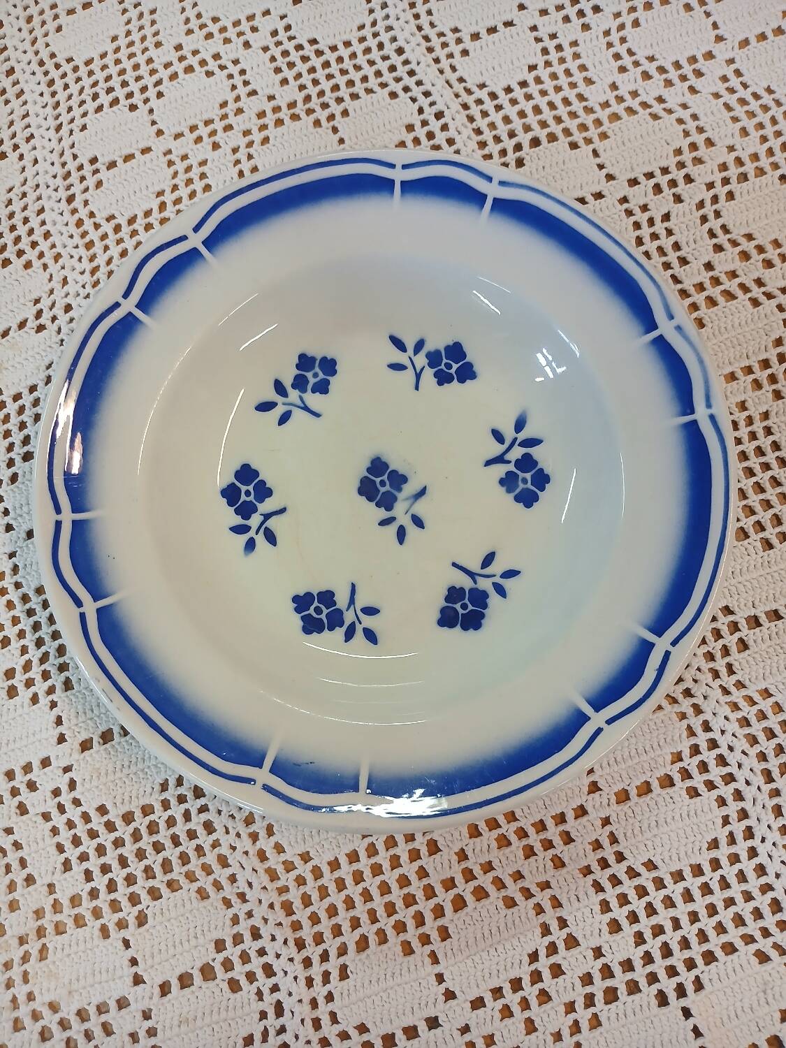 6 mismatched antique soup plates
