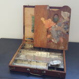 old paint box with dovetail assembly pallet