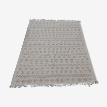 White and grey Berber carpet with Berber motifs 200x150cm