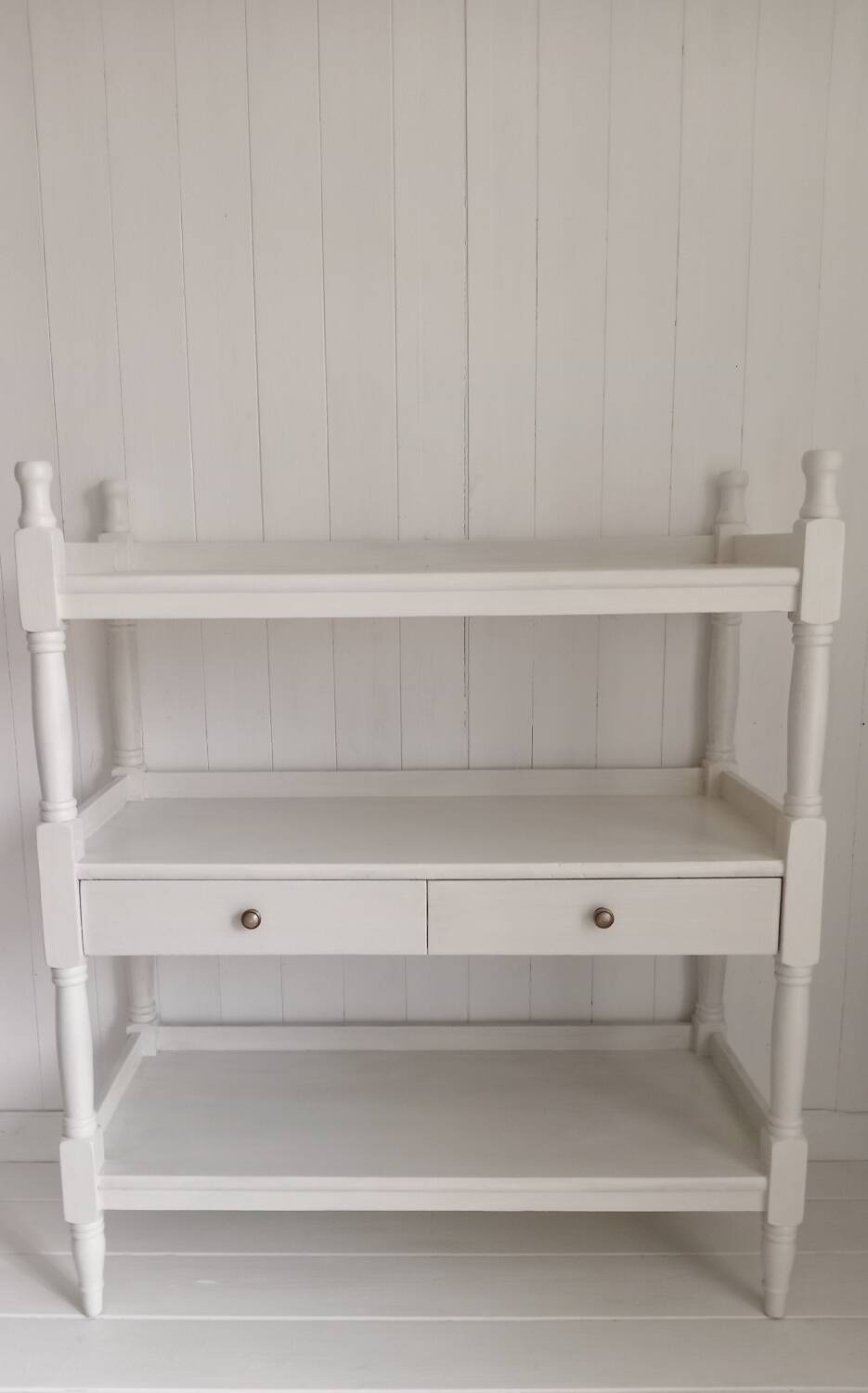 Shelf / Shelf unit on feet