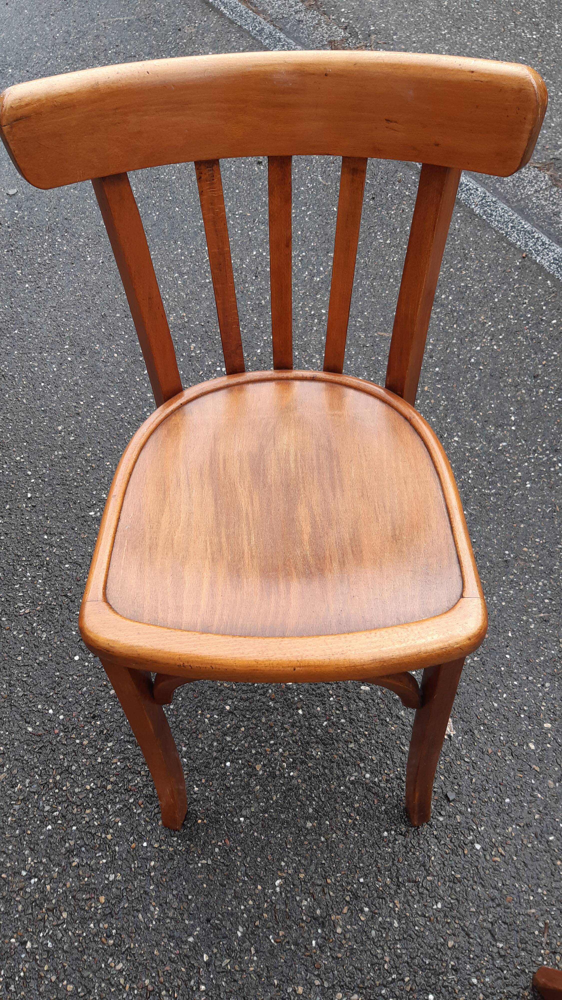 Paire de chaises bistrot années 60