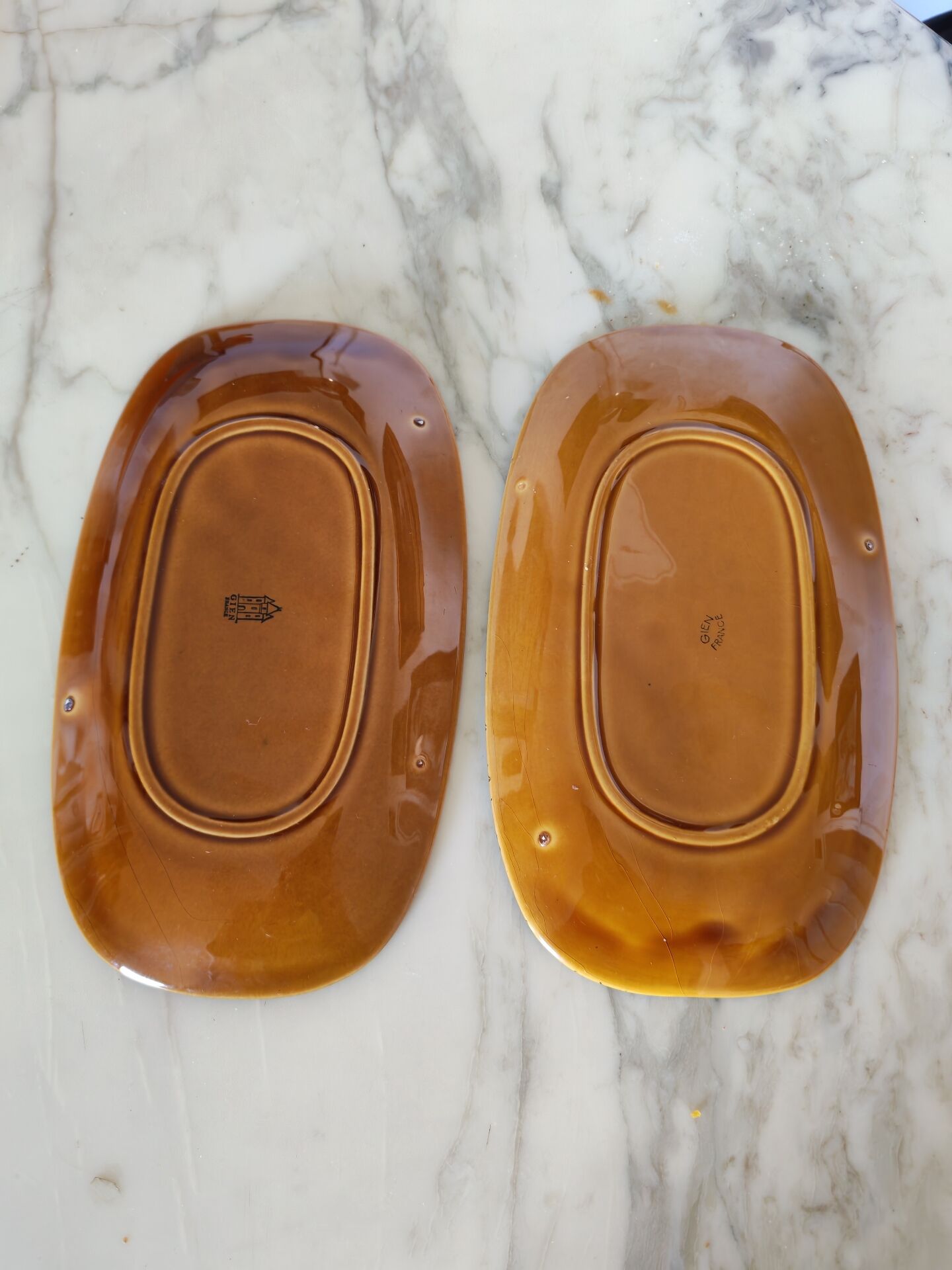 Duo of oval Gien earthenware dishes
