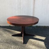 Round table