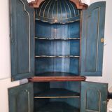 Antique Dutch corner cabinet in burl – two-body cabinet from the 19th century