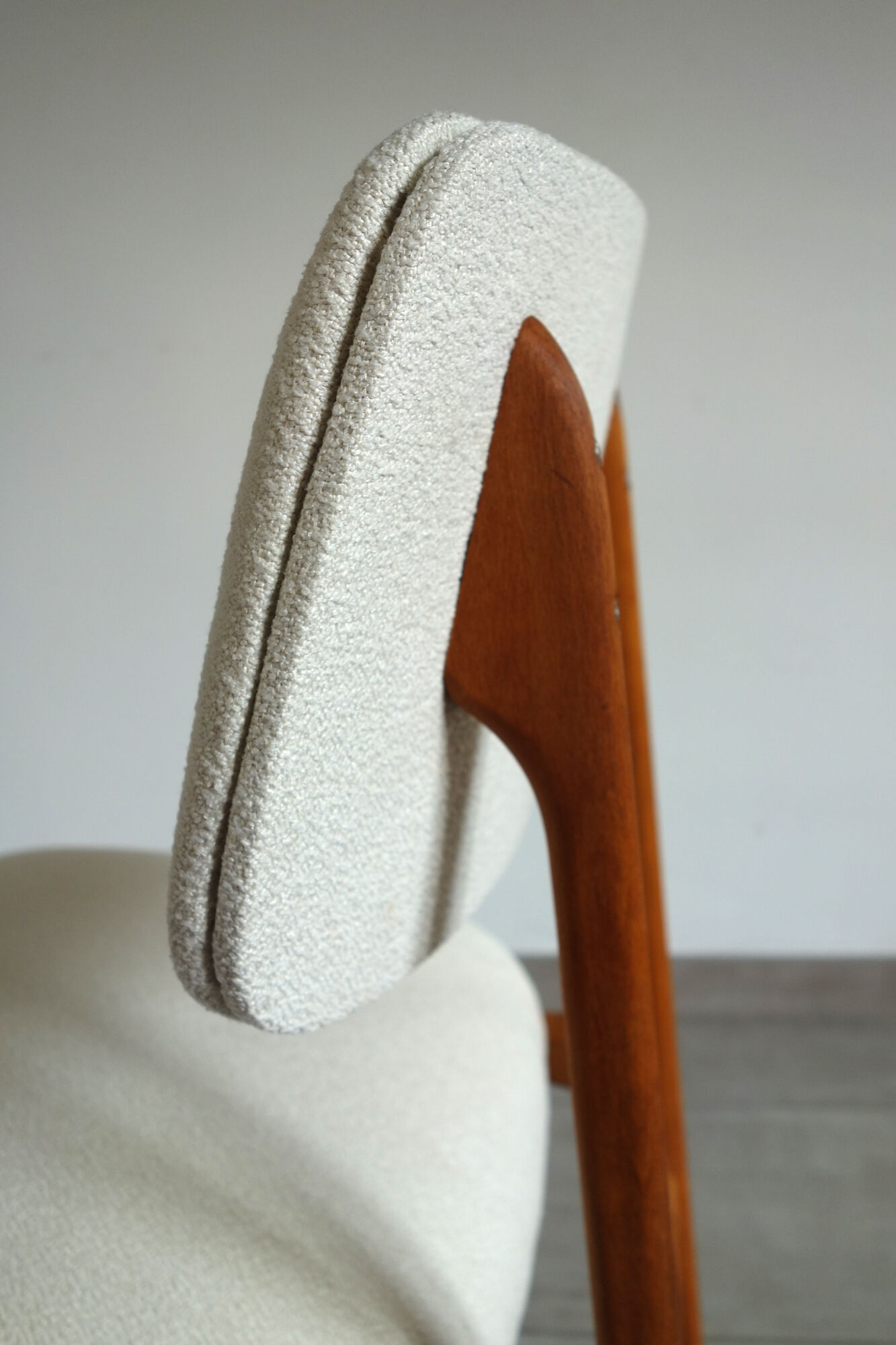 Chaise scandinave restaurée années 60