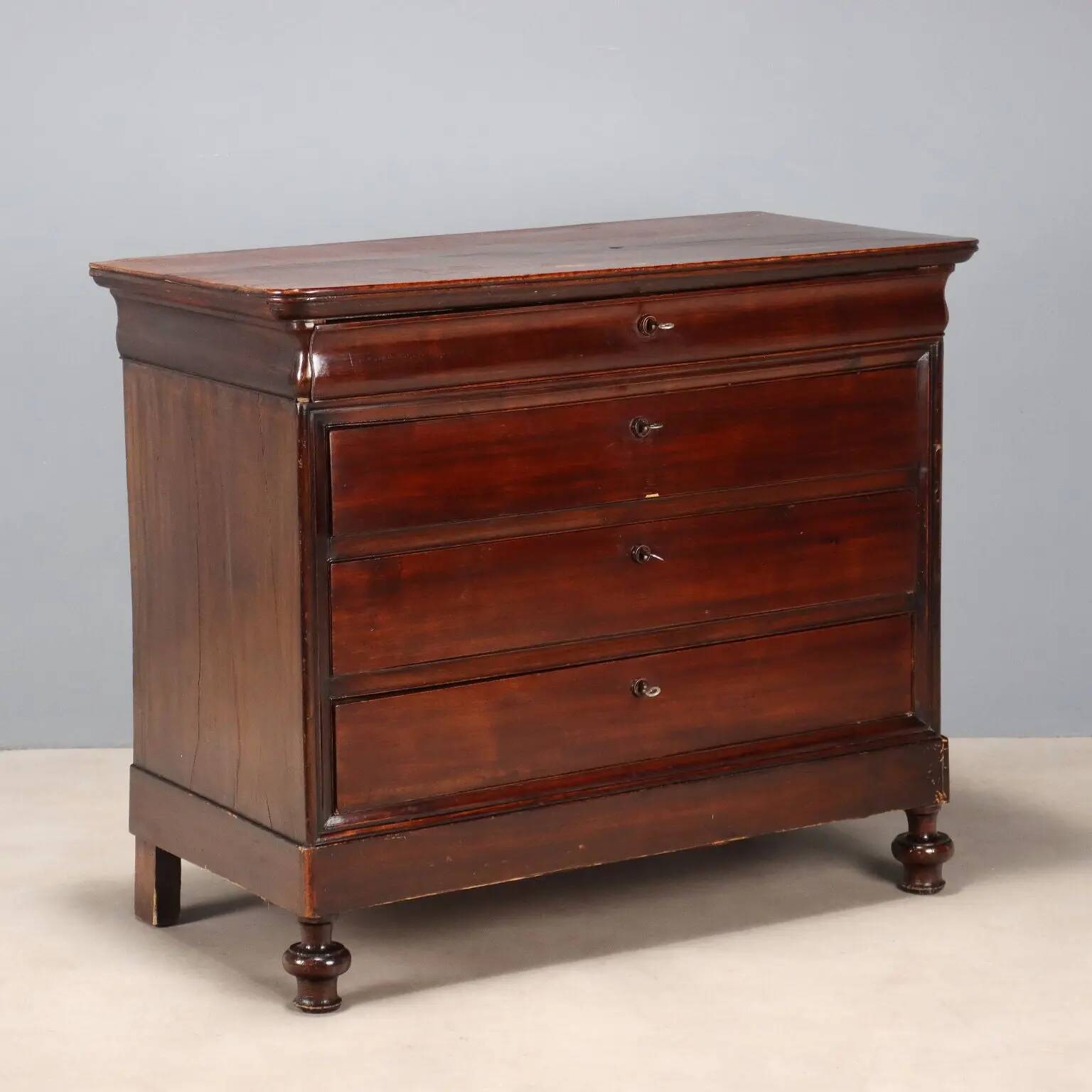 Antique Louis-Philippe walnut commode, 19th century