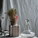 Flared decanter with round cap