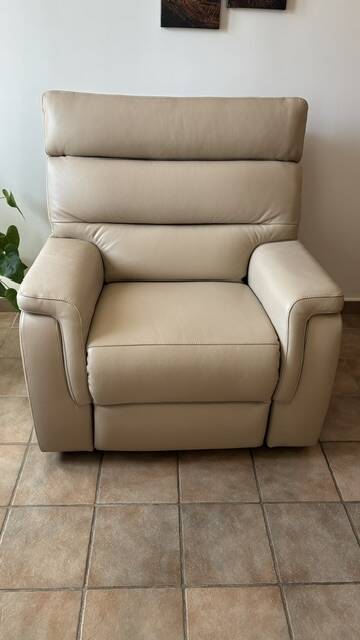 New Giorgio Tousalon armchair