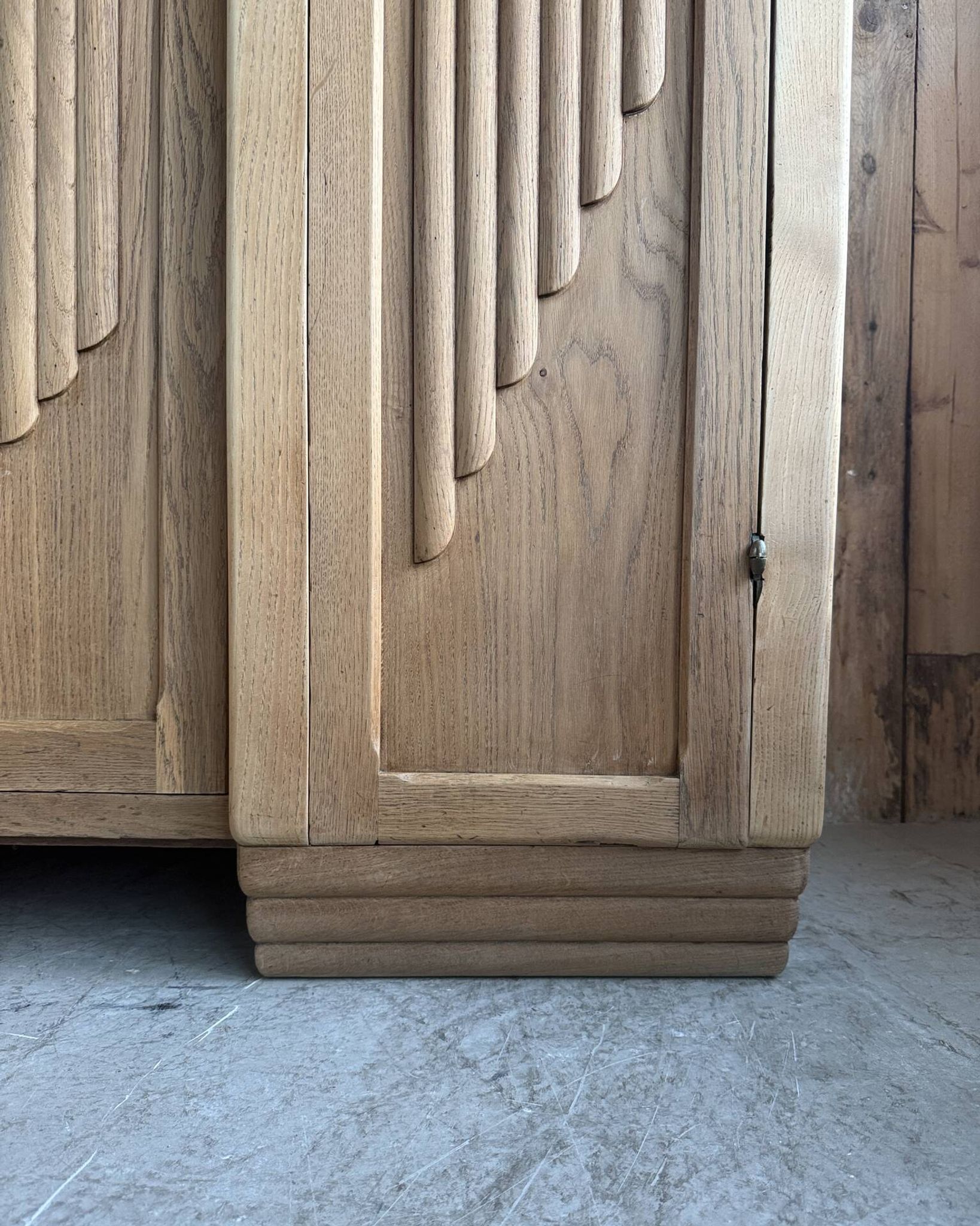 Large asymmetrical Art Deco wardrobe with three doors in oak (renovated)