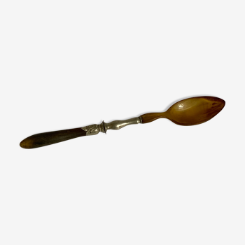 Spoon made of horn and silver metal