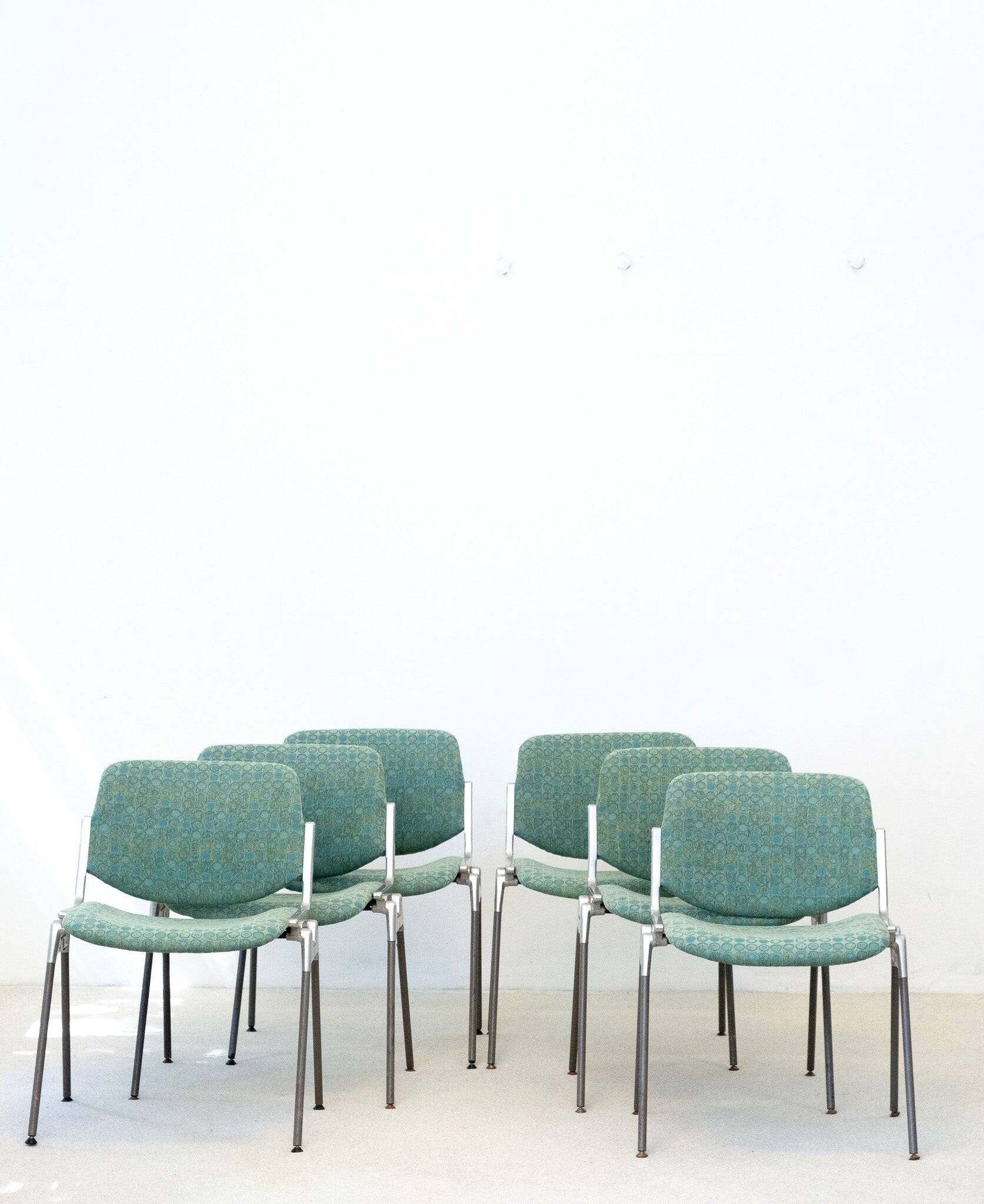 Set of Six Castelli (DSC 106) stacking dining chairs by Giancarlo Piretti from 1965, Italy