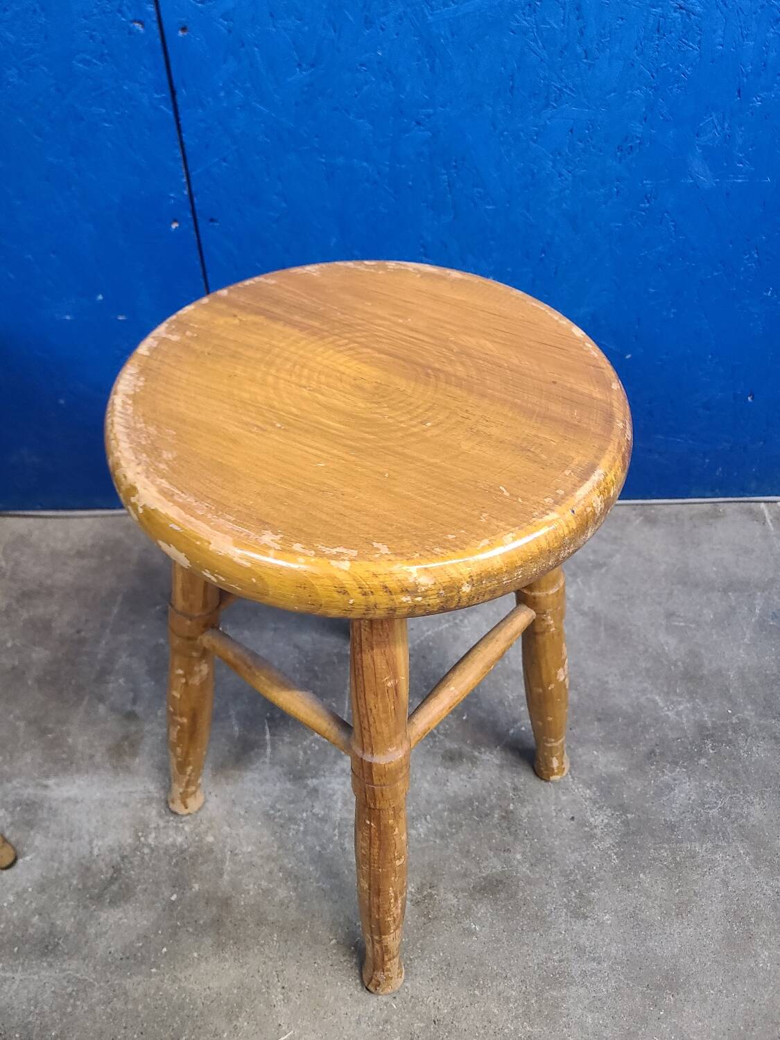 Tabouret bois massif vintage