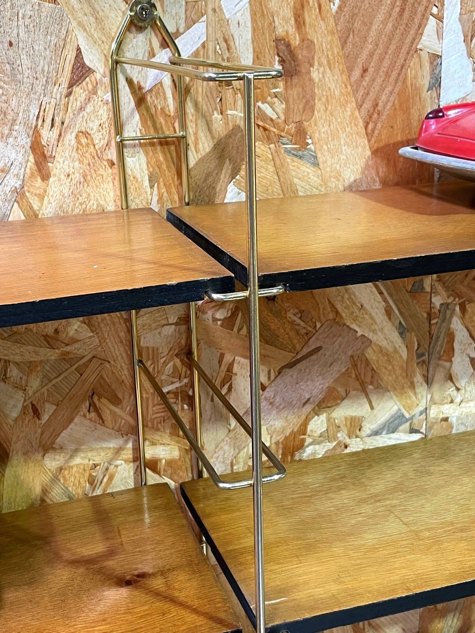 Étagère vintage design années 60