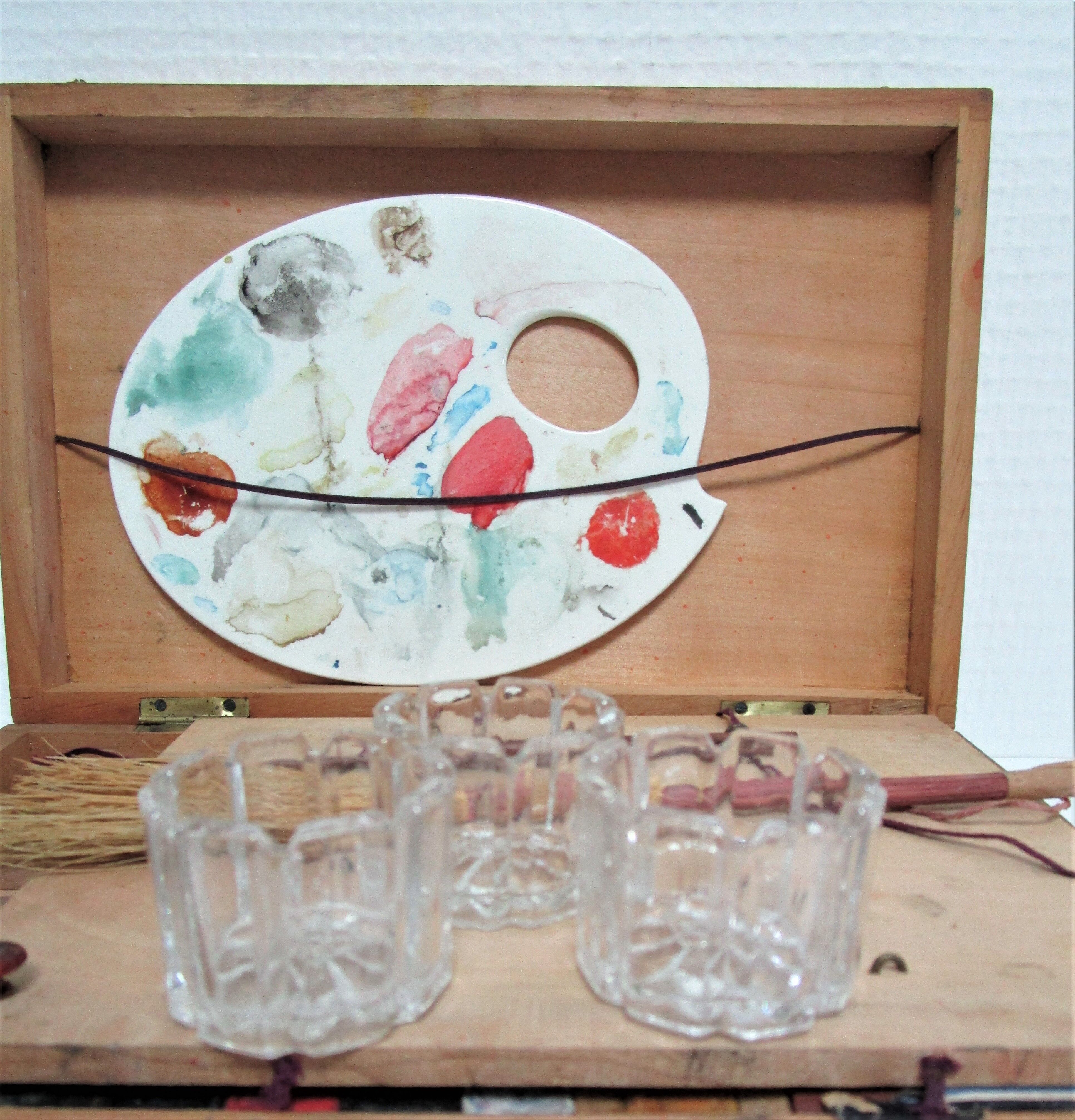 Early 20th-century bourgeois watercolor box