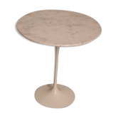 Coffee or side table in white marble by Eero Saarinen for Knoll