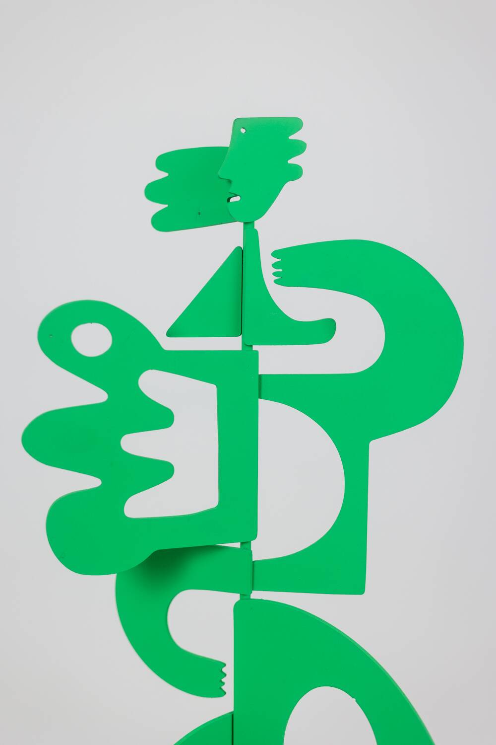 Antonine de Saint Pierre. Green sculpture “The Kiss”. Contemporary.