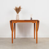 Table en teck, design danois, années 1970, production: Danemark