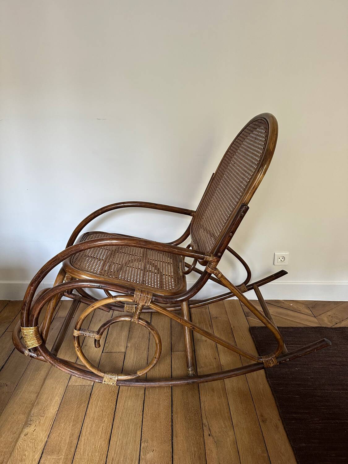 Rocking chair